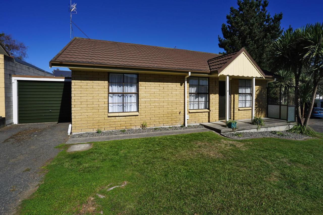 Sunny Unit On Grey St Villa Hamilton Exterior photo